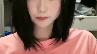 学艾灸《企鹅私密空间破解㊙️泄密》身材性感高挑上海嗲妹【麦子】与男友不健康自拍视图流出典型反差婊吹箫一流女上特疯狂